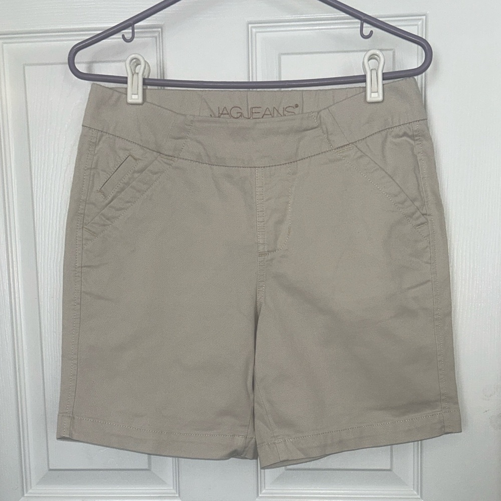 Jag Jeans Women's Ainsley Khaki Shorts - Picture 2 of 10